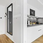 Cruwzo I Towers - Design Ratisbona