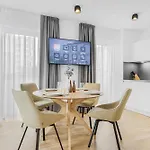 Cruwzo I Towers - Design Apartamento Ratisbona