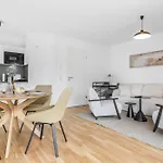 Cruwzo I Towers - Design Apartamento