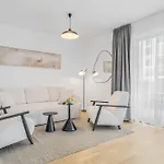 Cruwzo I Towers - Design Ratisbona