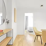 Cruwzo I Towers - Design
